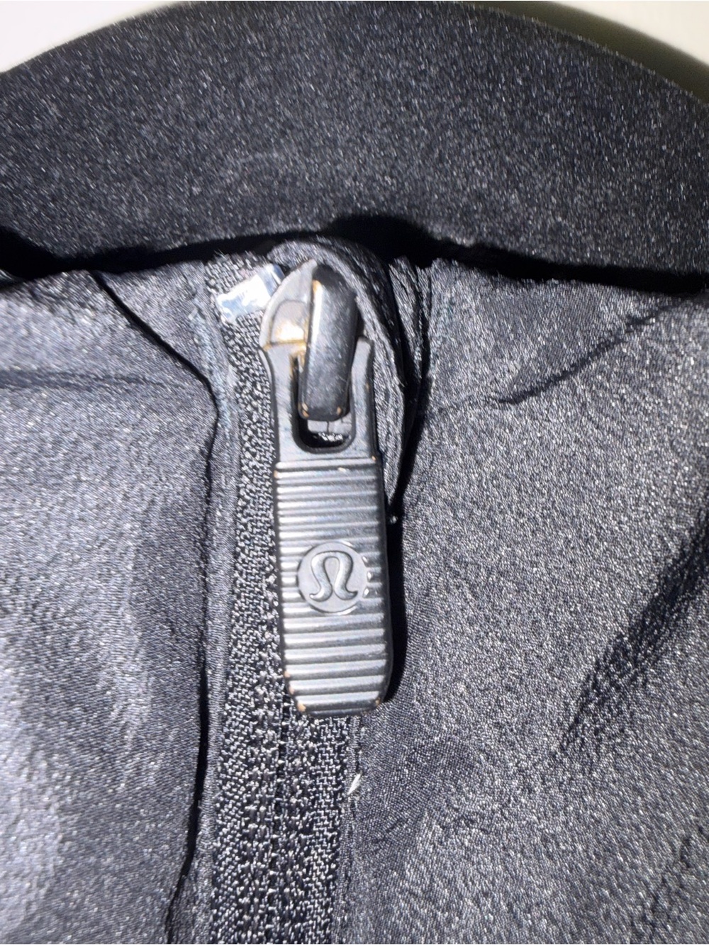Lululemon Down and Around Jacket - Picture 4 of 11